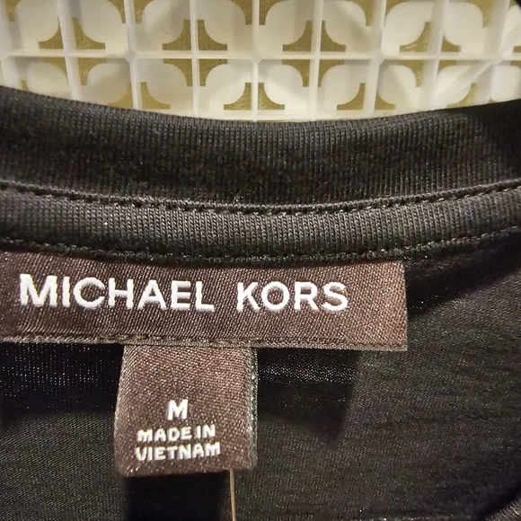 Michael Kors Black V-Neck Short Sleeve Tee - Picture 4 of 5